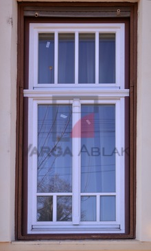 Műemlék jellegű 2. fa ablak