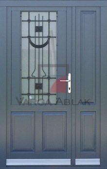 Kovácsolt egyedi Bejárati Ajtó